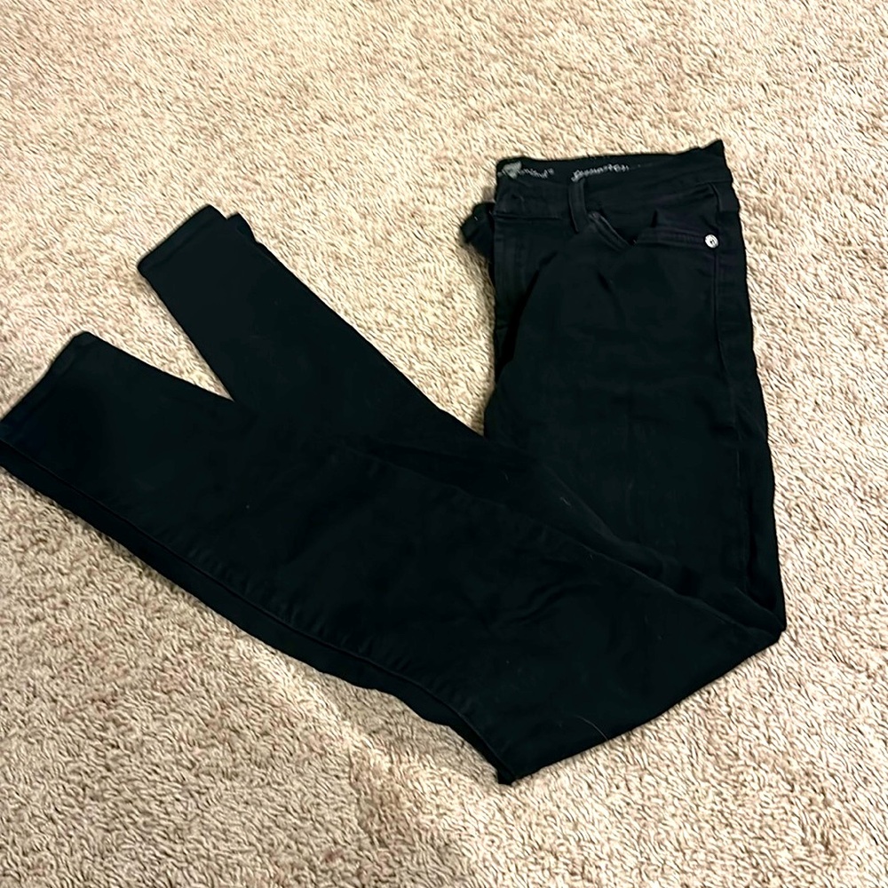 7 for all mankind women’s black jeans!